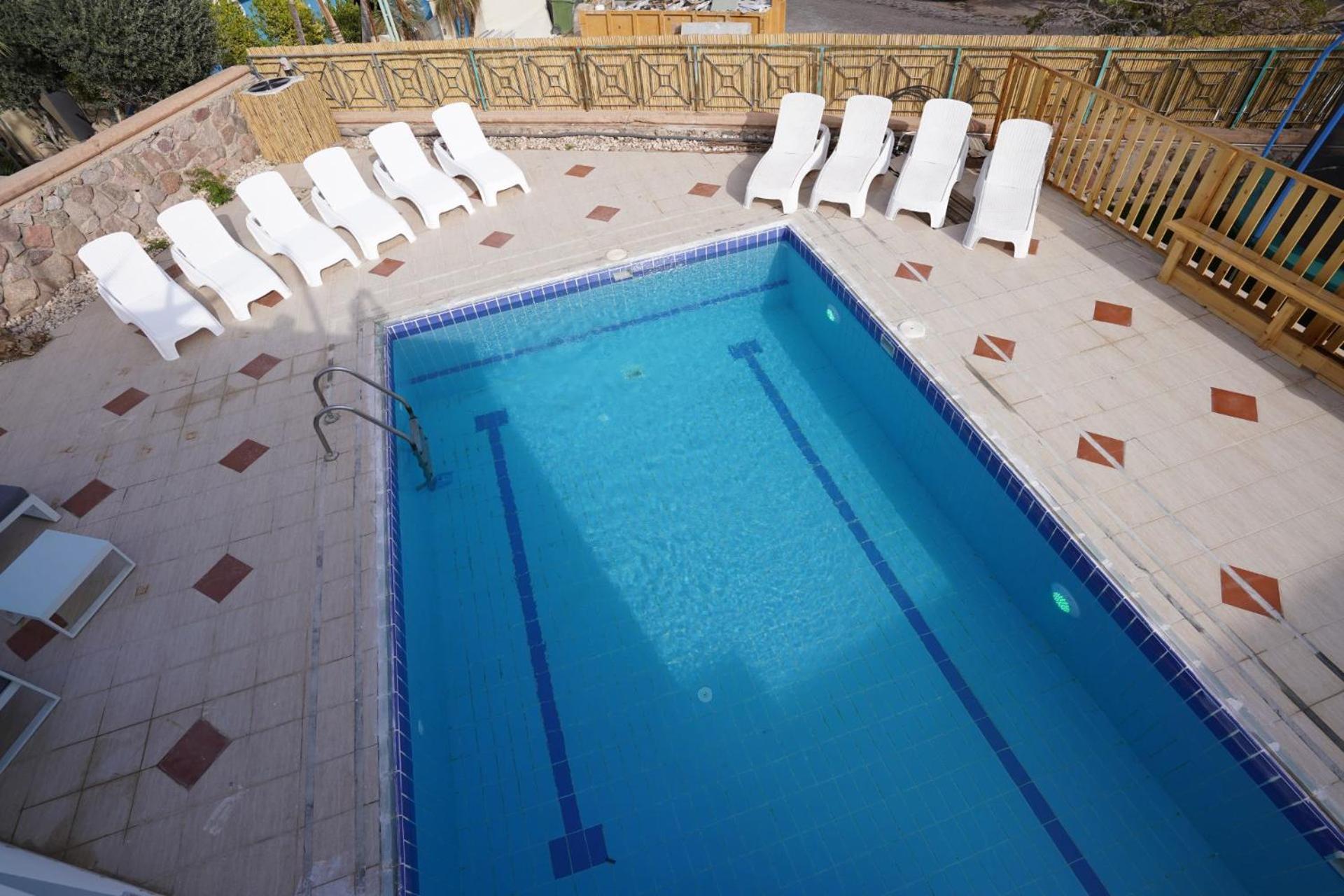 Yalarent Afarsemon Apartments With Pool - For Families & Couples Eilat Exterior foto